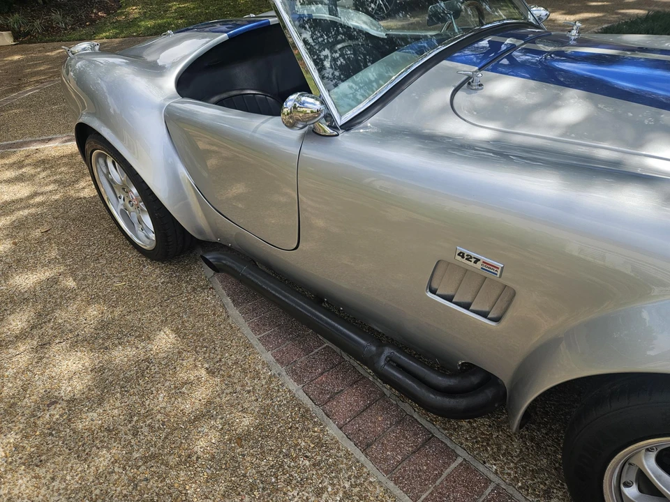 Shelby Cobra Replica - Image 14 of 31