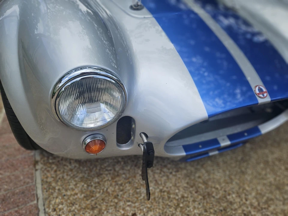 Shelby Cobra Replica - Image 12 of 31