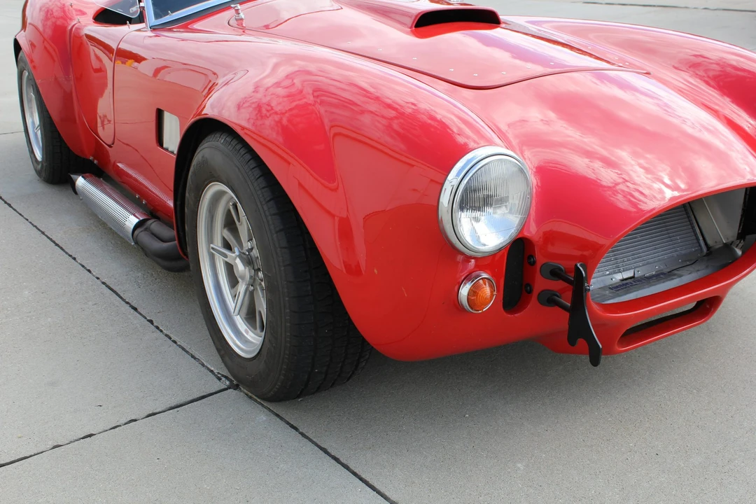 Shelby Cobra Replica - Image 12 of 31