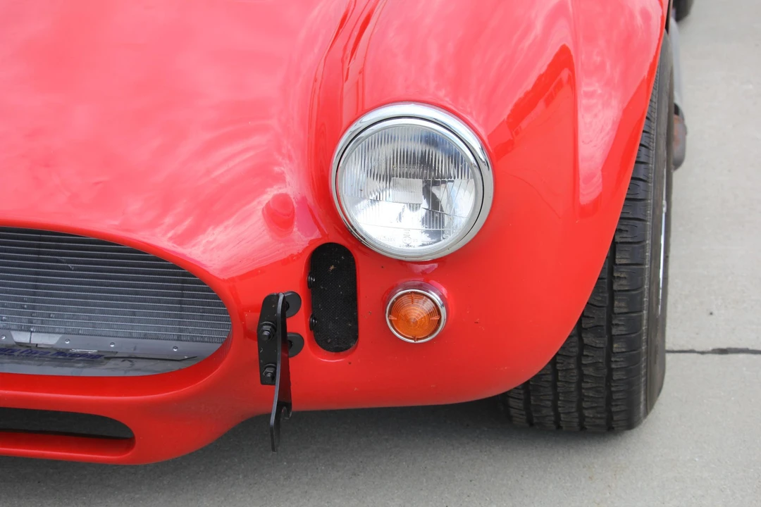Shelby Cobra Replica - Image 18 of 31