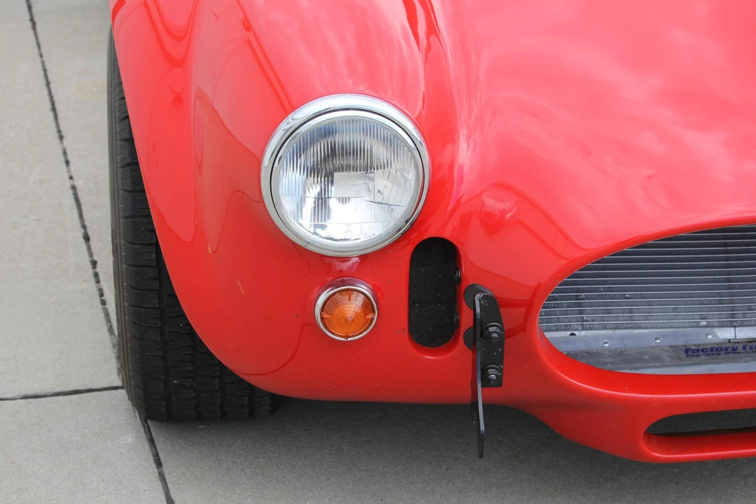 Shelby Cobra Replica - Image 17 of 31