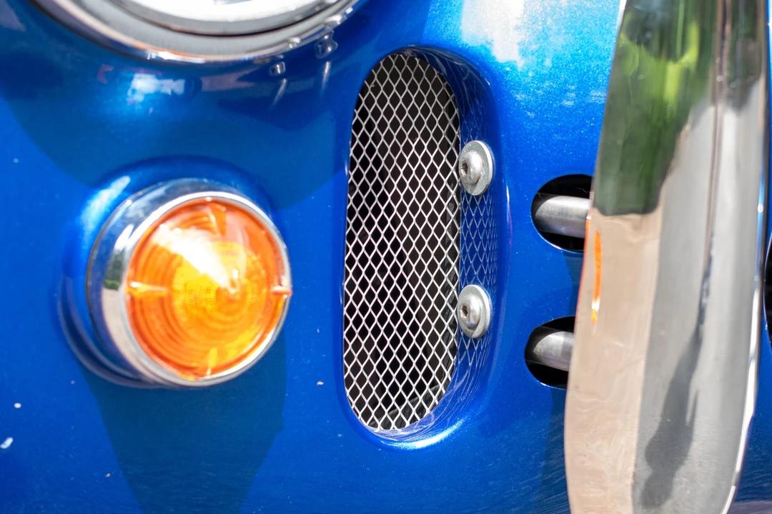 Shelby Cobra Replica - Image 25 of 31