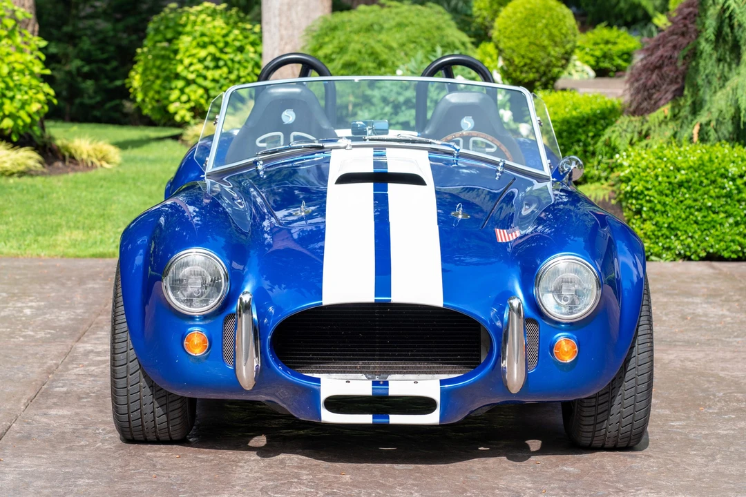 Shelby Cobra Replica - Image 2 of 31