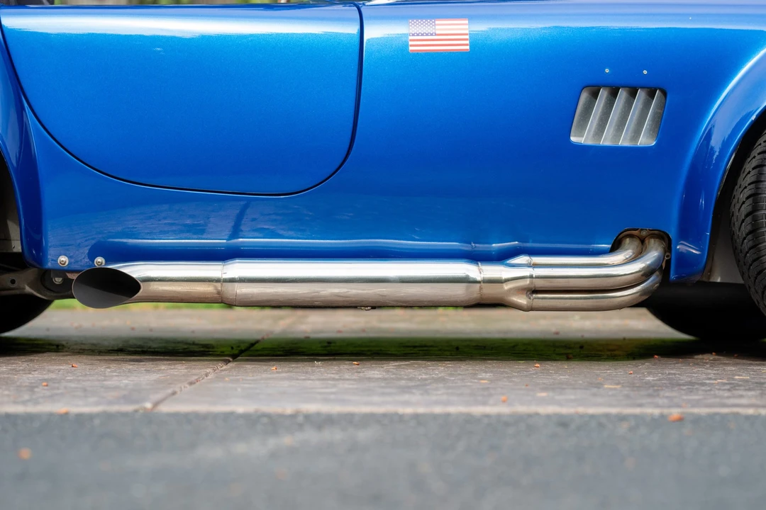 Shelby Cobra Replica - Image 15 of 31