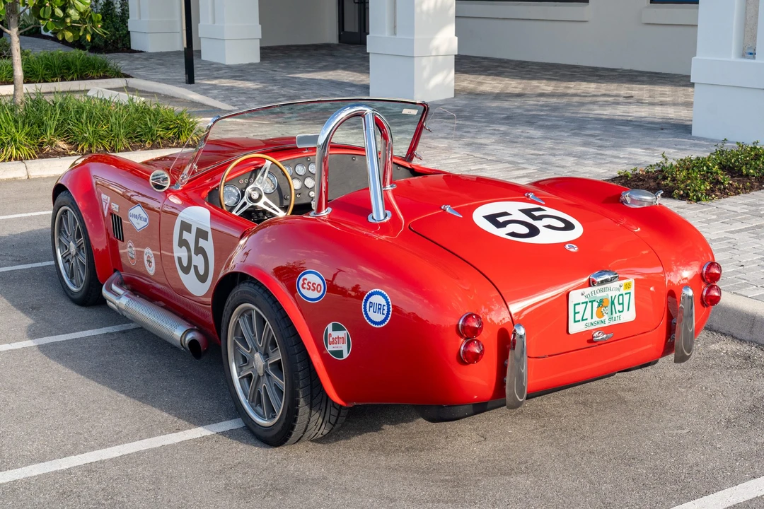 Shelby Cobra Replica - Image 8 of 31