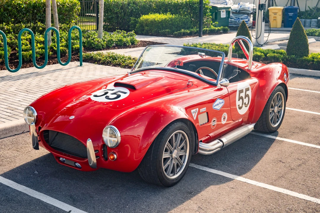 Shelby Cobra Replica - Image 2 of 31