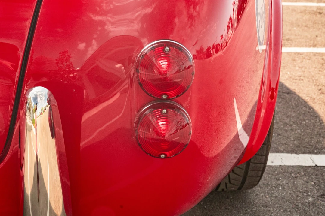 Shelby Cobra Replica - Image 15 of 31