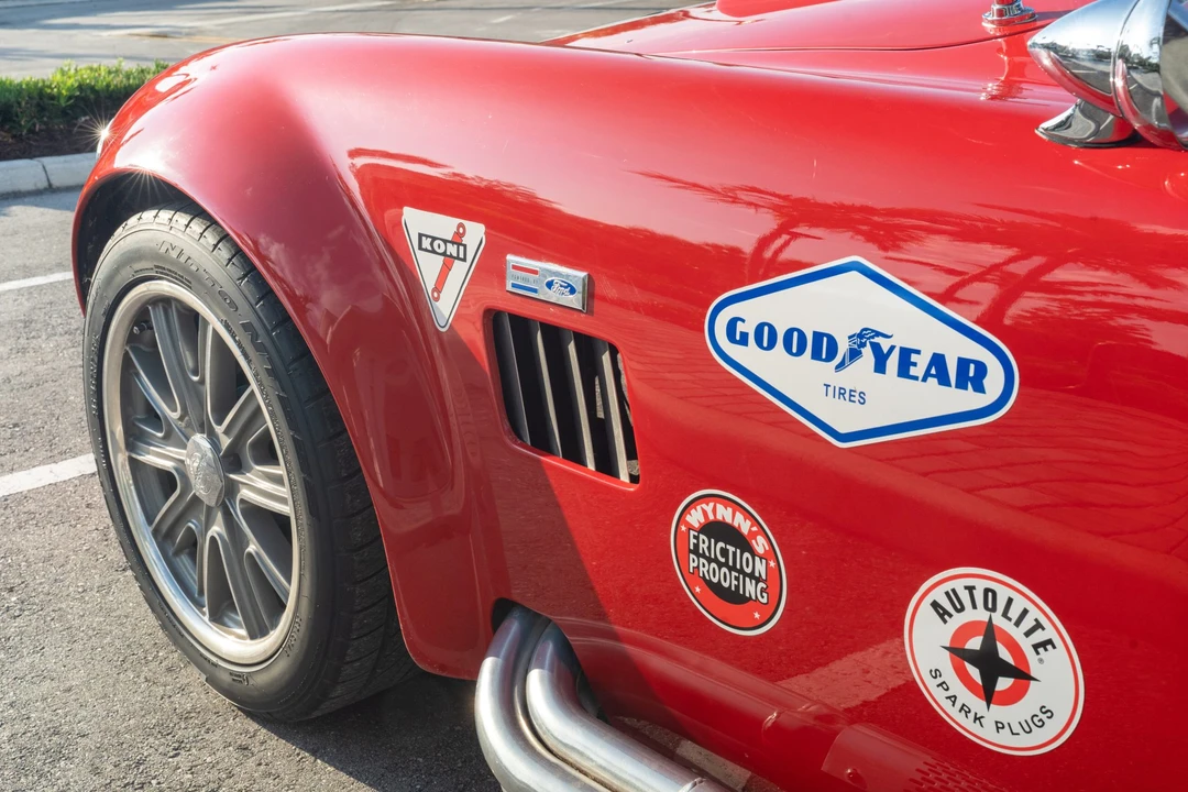Shelby Cobra Replica - Image 25 of 31