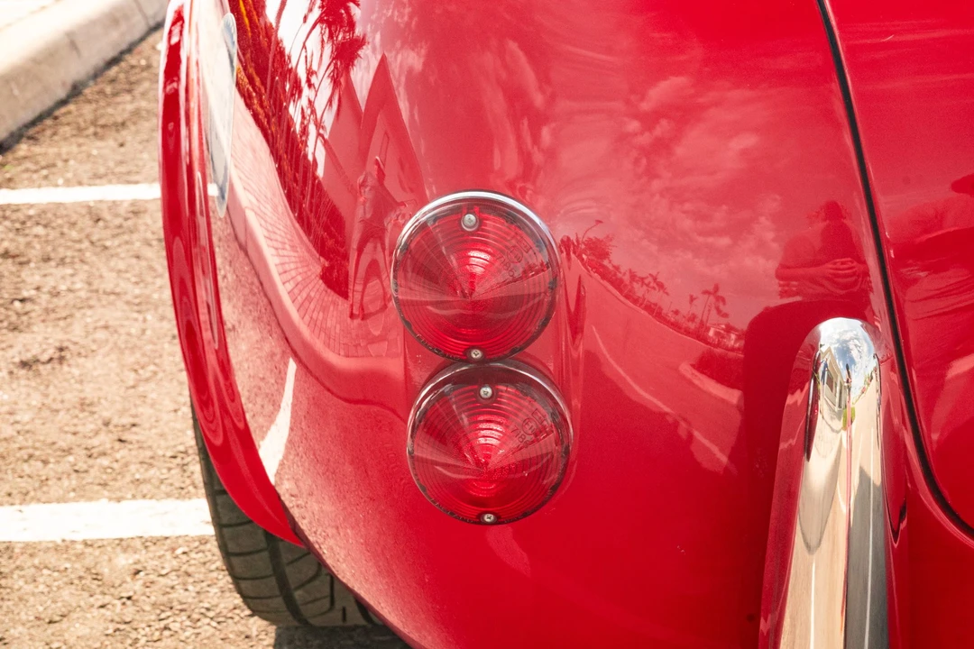 Shelby Cobra Replica - Image 14 of 31