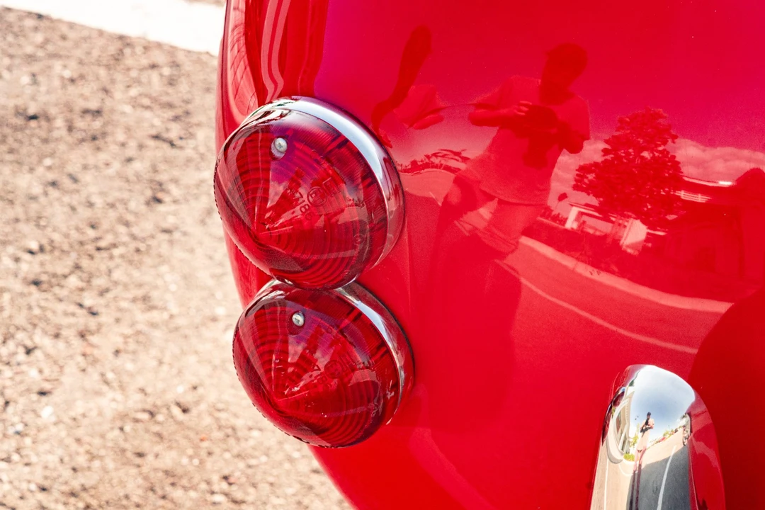 Shelby Cobra Replica - Image 18 of 31