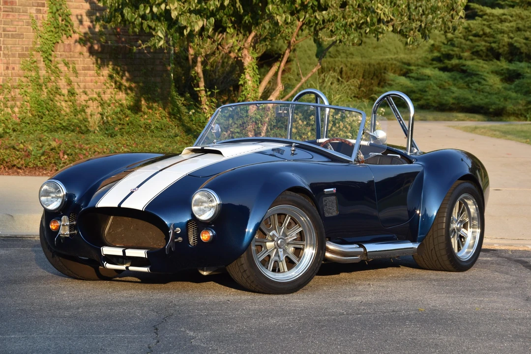Shelby Cobra Replica - Image 7 of 31