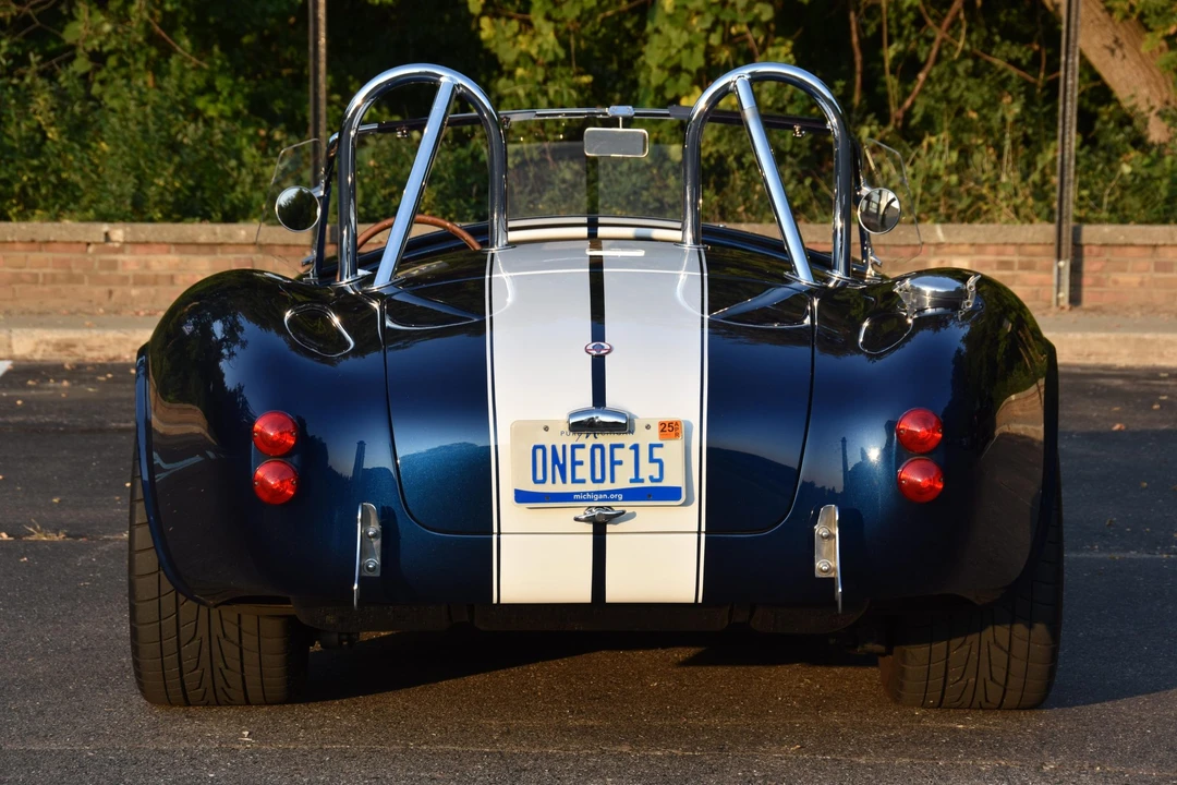 Shelby Cobra Replica - Image 11 of 31