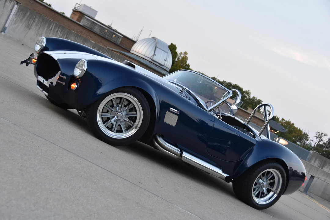 Shelby Cobra Replica - Image 25 of 31