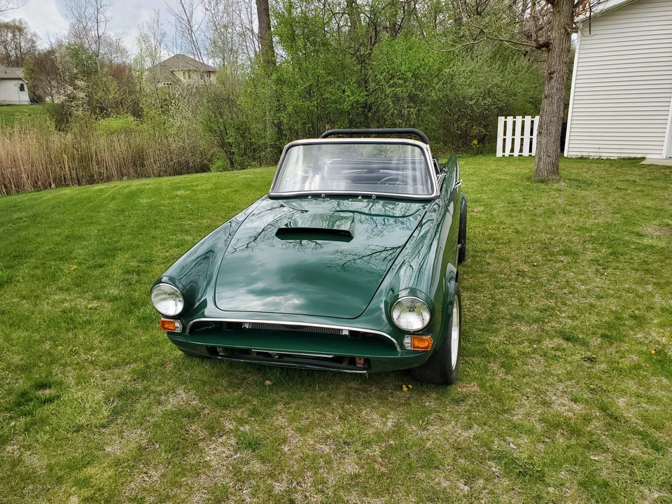 Sunbeam Alpine - Image 2 of 31