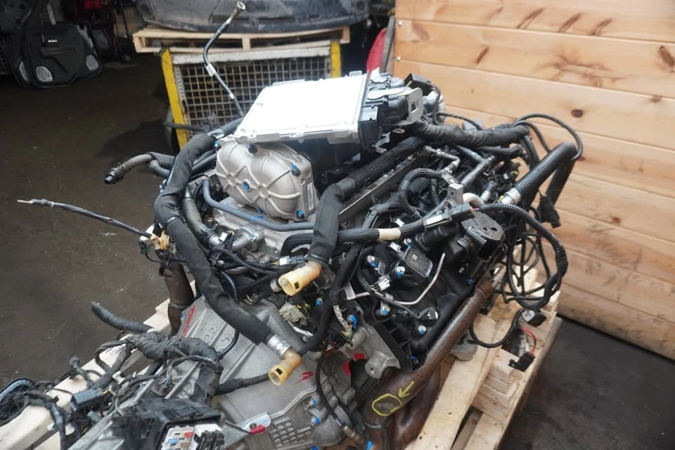 2019 Parts & Memorabilia Engines - Image 8 of 8