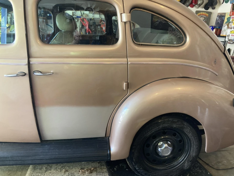 1939 Ford Standard & Deluxe & Super Deluxe - Image 11 of 31