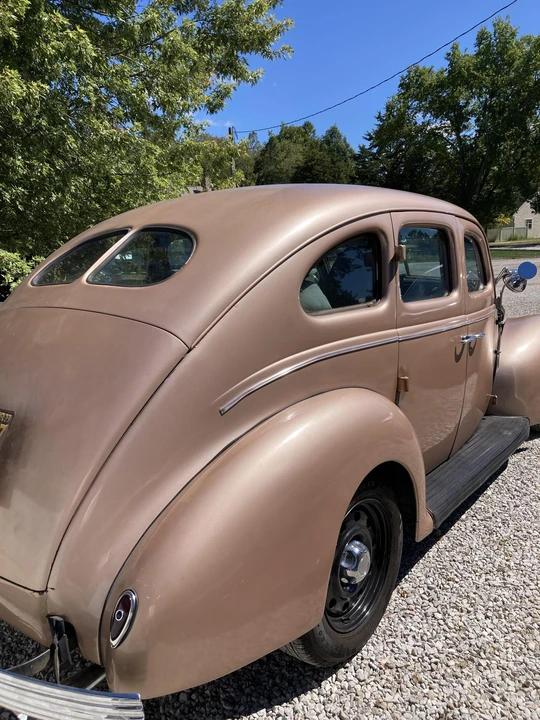 1939 Ford Standard & Deluxe & Super Deluxe - Image 9 of 31