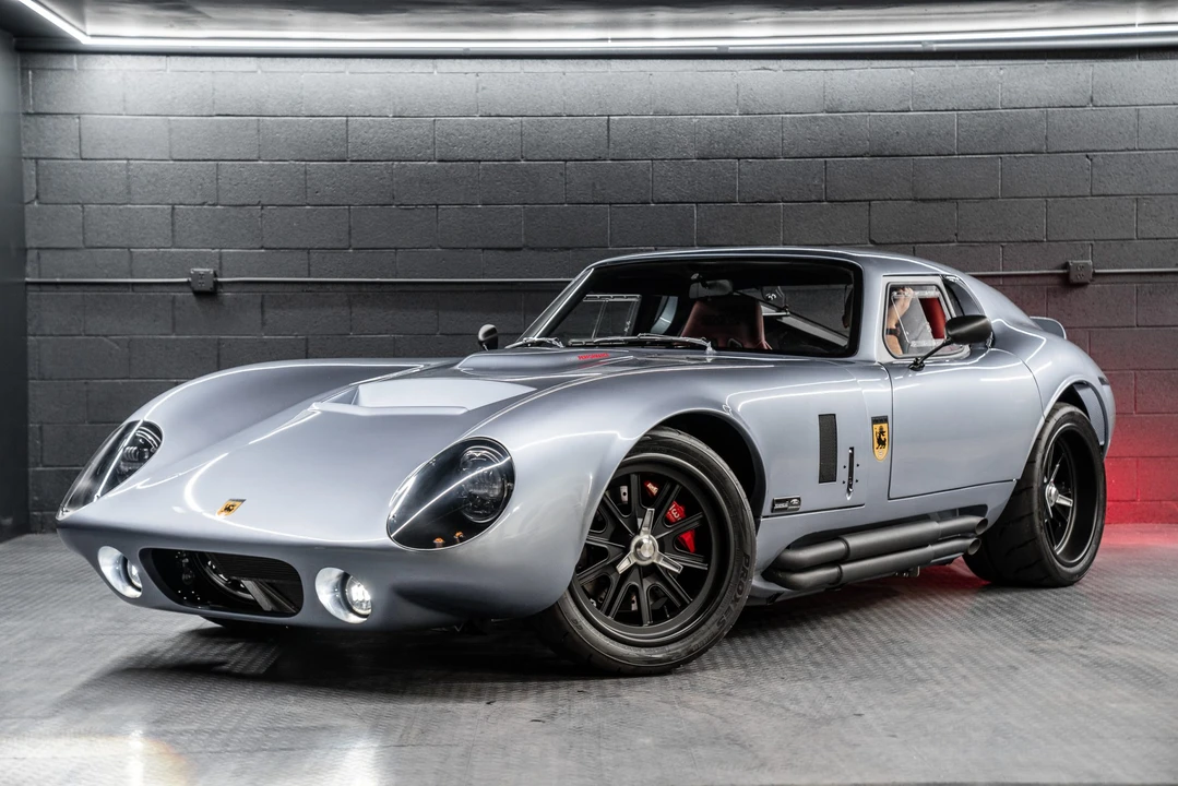 Shelby Daytona Replica - Image 4 of 31
