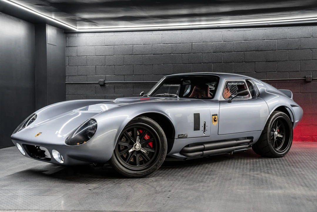 Shelby Daytona Replica - Image 5 of 31