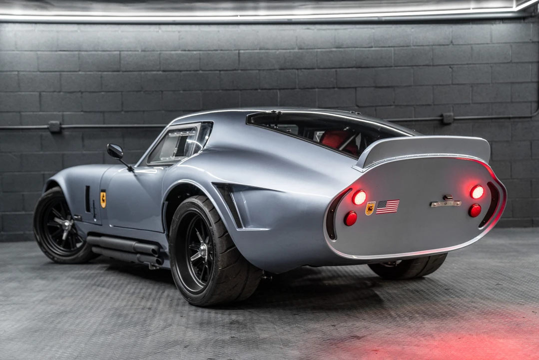 Shelby Daytona Replica - Image 7 of 31