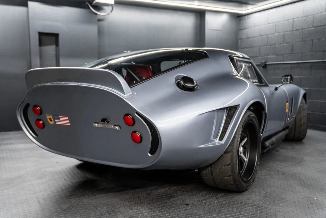 Shelby Daytona Replica - Image 9 of 31