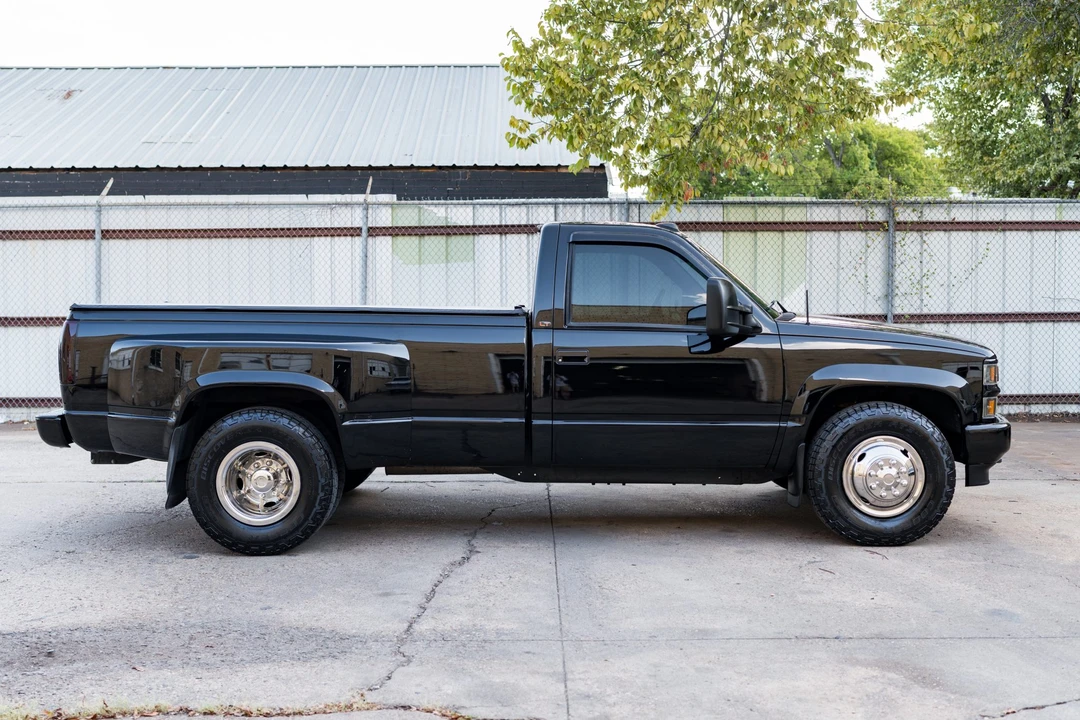 1994 Chevrolet C/K 4th Gen - Image 8 of 31