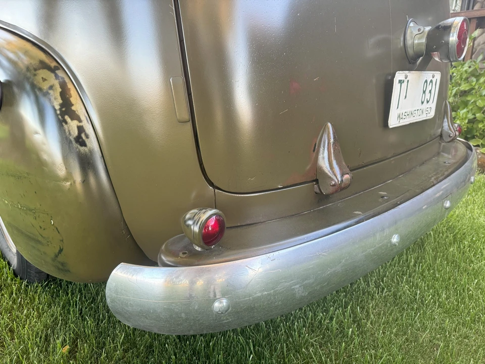 1950 Chevrolet Suburban 3rd Gen - Image 16 of 31