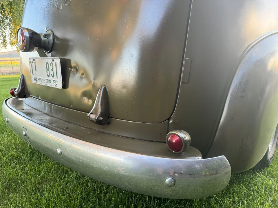 1950 Chevrolet Suburban 3rd Gen - Image 18 of 31