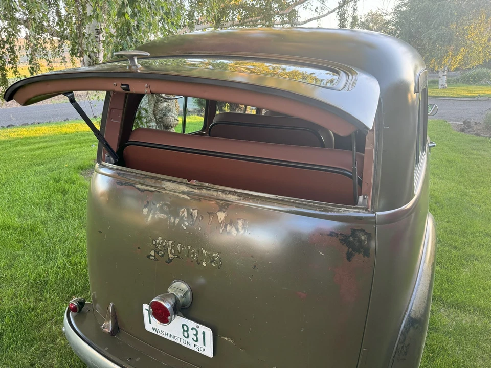 1950 Chevrolet Suburban 3rd Gen - Image 8 of 31
