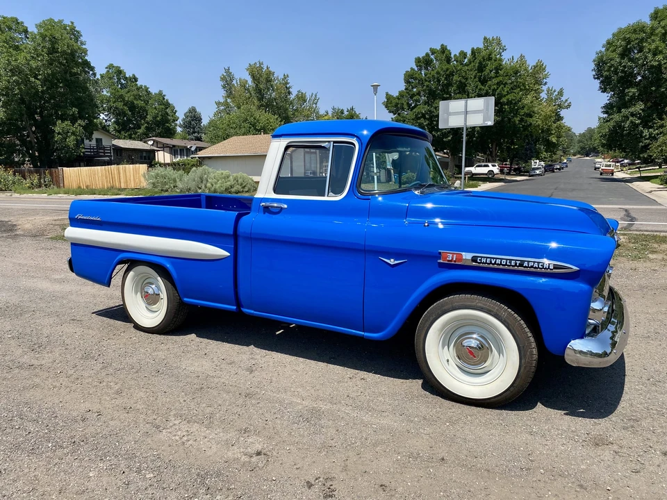 1959 Chevrolet Task Force - Image 15 of 31