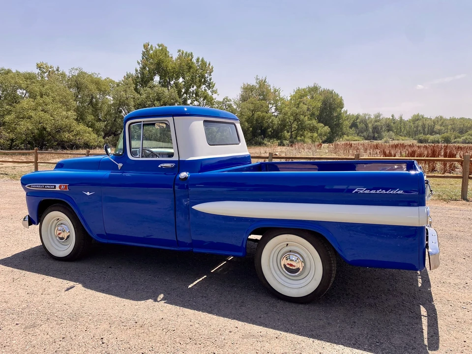1959 Chevrolet Task Force - Image 10 of 31