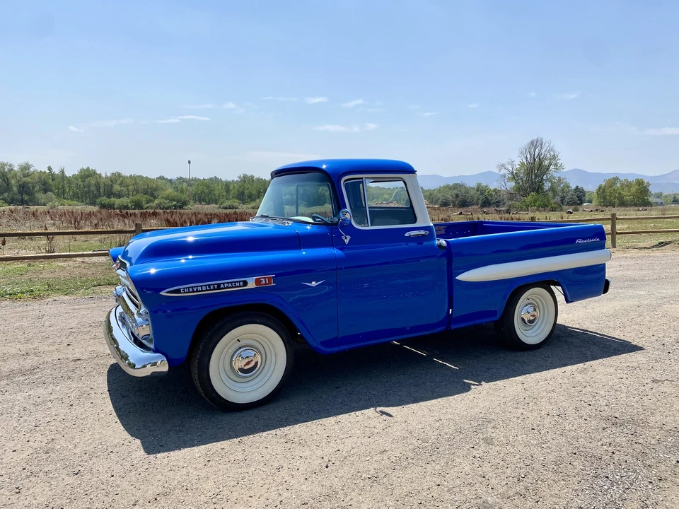1959 Chevrolet Task Force - Image 8 of 31