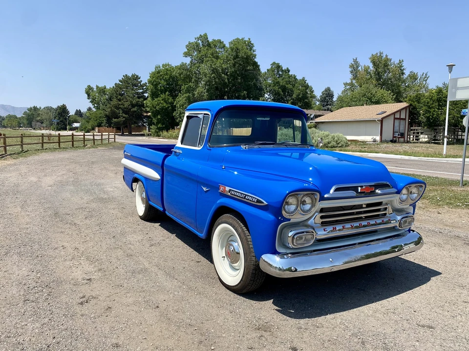 1959 Chevrolet Task Force - Image 16 of 31