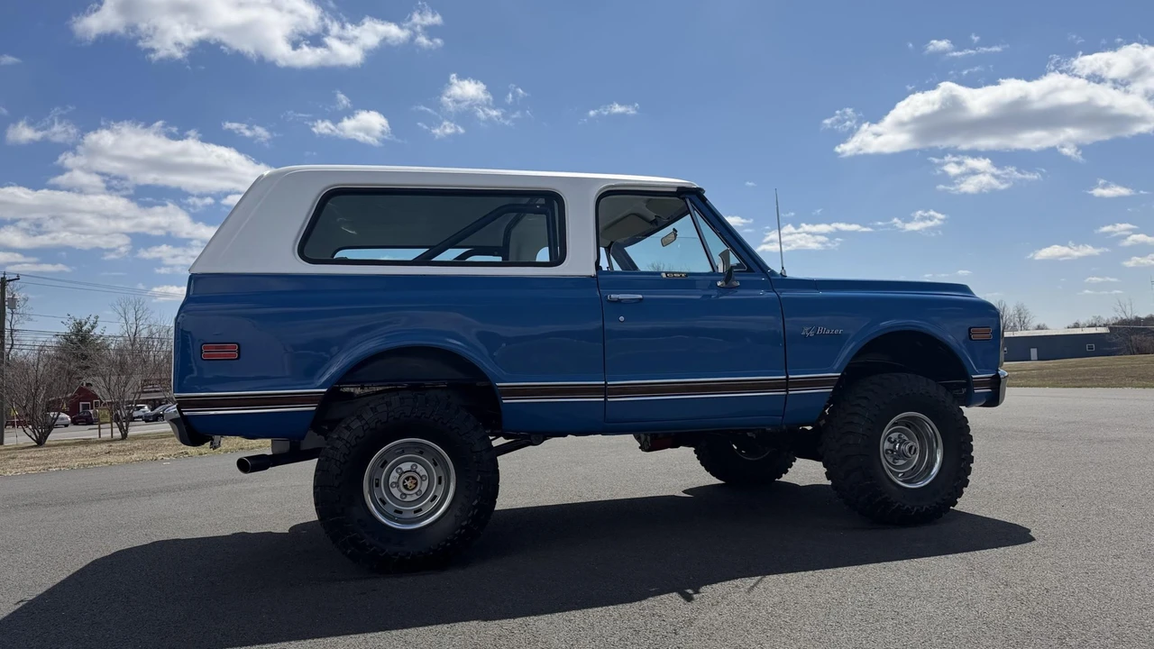 1972 Chevrolet K5 Blazer 1st Gen - Image 21 of 31