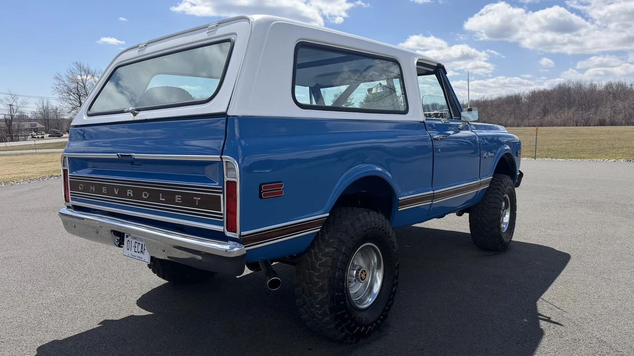 1972 Chevrolet K5 Blazer 1st Gen - Image 19 of 31