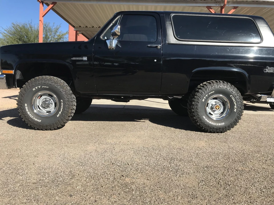1987 GMC Jimmy 2nd Gen - Image 14 of 31
