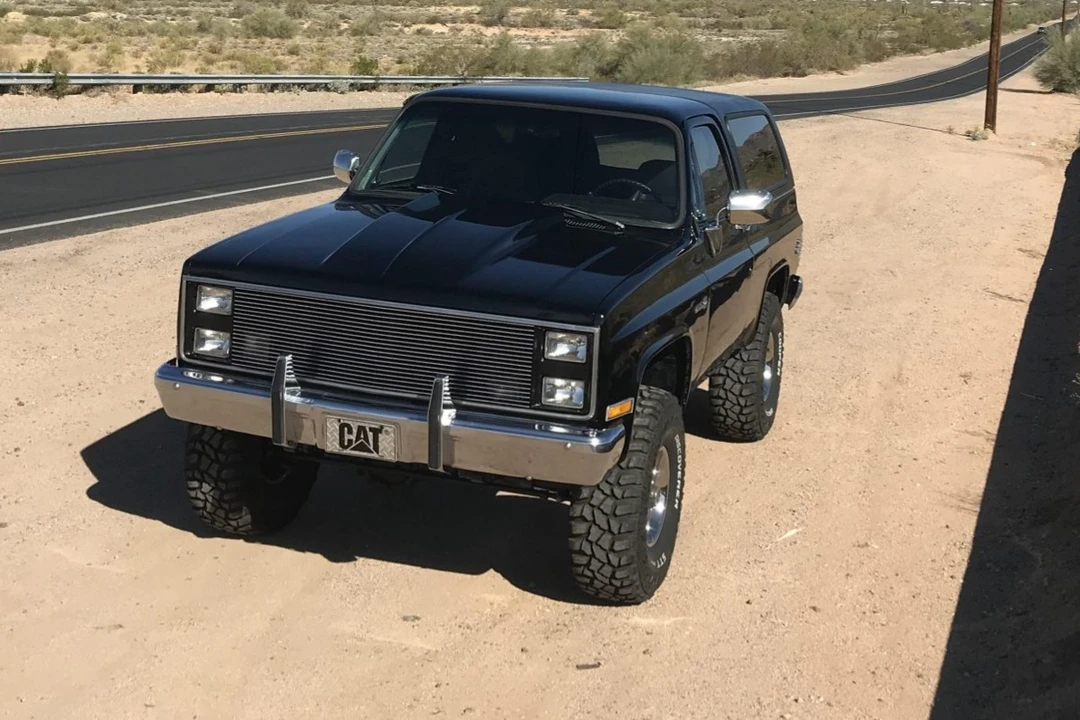 1987 GMC Jimmy 2nd Gen - Image 11 of 31