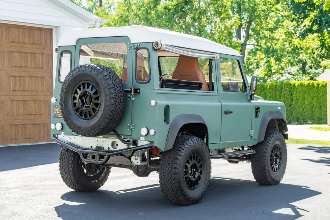 1992 Land Rover Defender 90 - Image 8 of 31