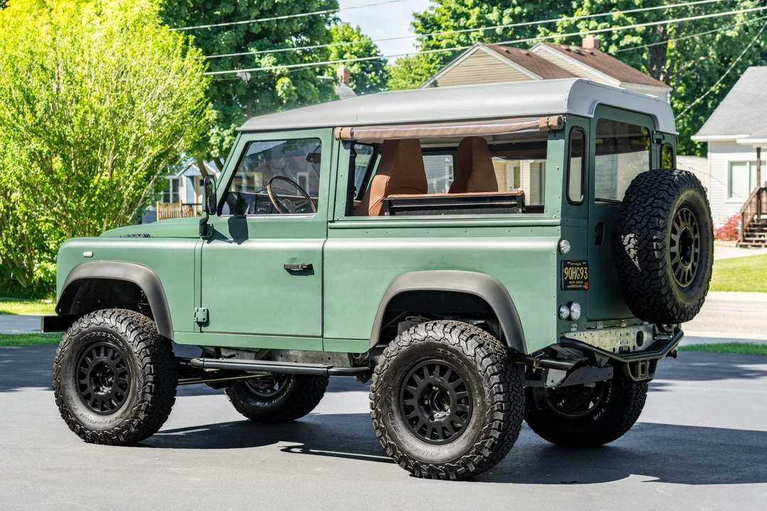 1992 Land Rover Defender 90 - Image 11 of 31