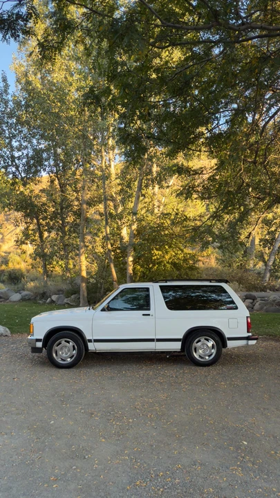 1993 GMC S-15 Jimmy 2nd Gen - Image 6 of 31