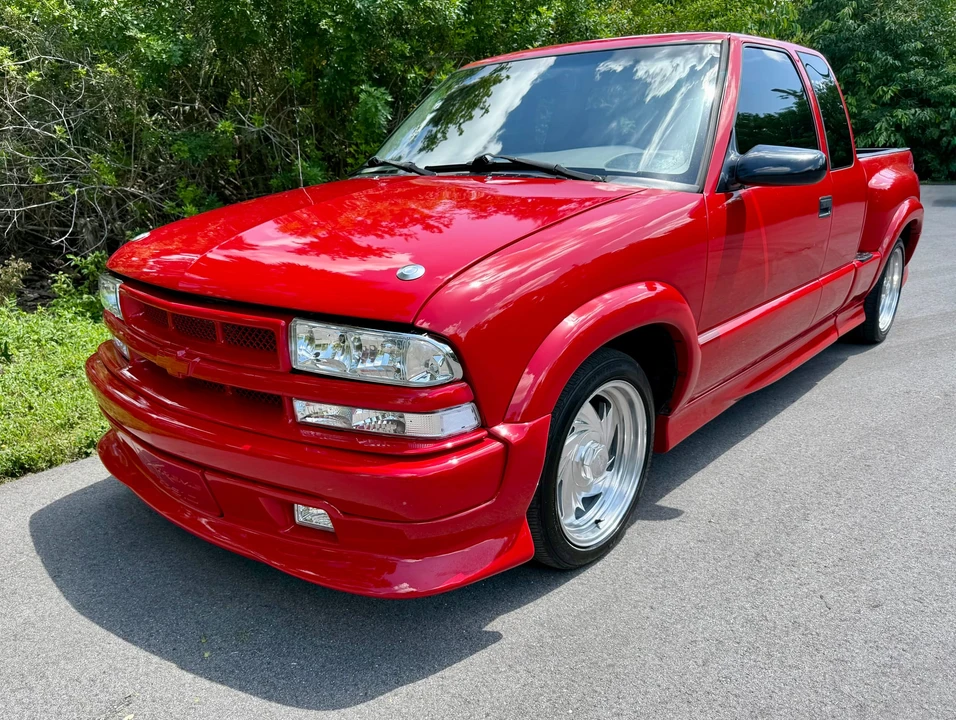 1999 Chevrolet S-10 - Image 3 of 31