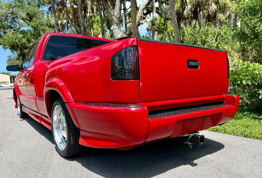 1999 Chevrolet S-10 - Image 7 of 31