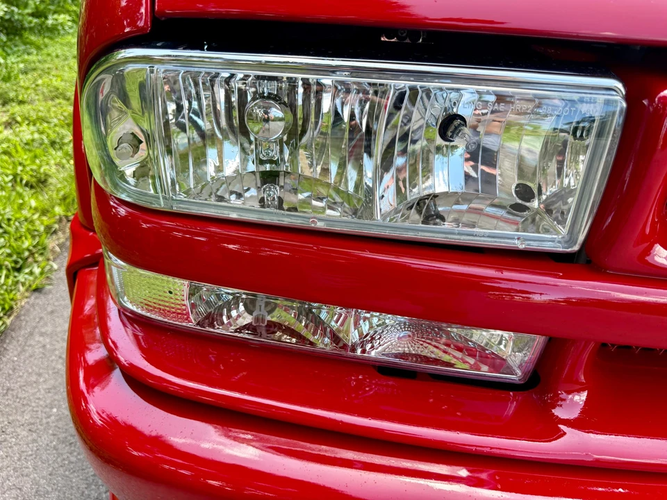 1999 Chevrolet S-10 - Image 24 of 31