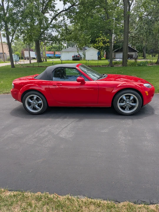 2006 Mazda NC MX-5 Miata - Image 15 of 31