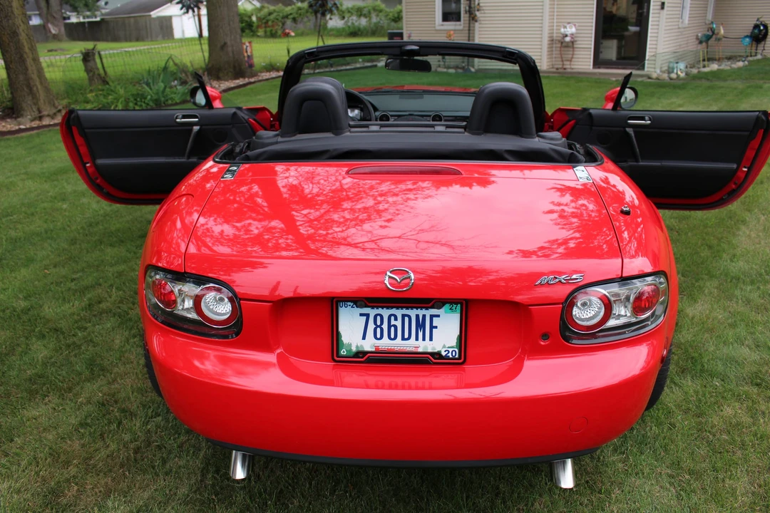 2006 Mazda NC MX-5 Miata - Image 21 of 31