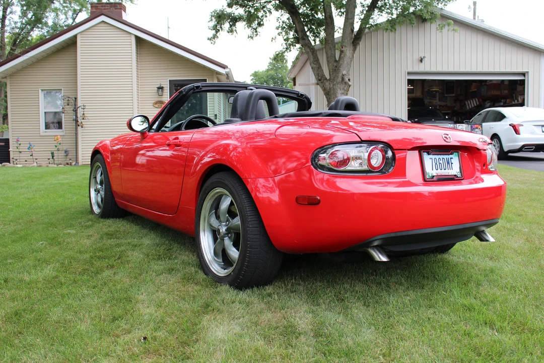 2006 Mazda NC MX-5 Miata - Image 4 of 31