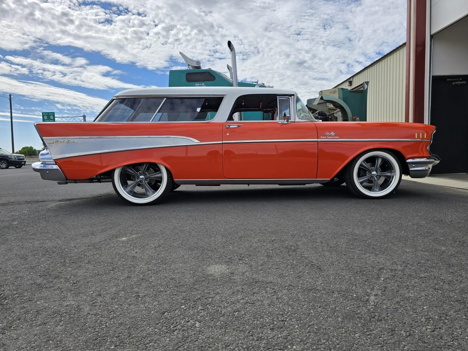 1957 Chevrolet Nomad - Image 10 of 31