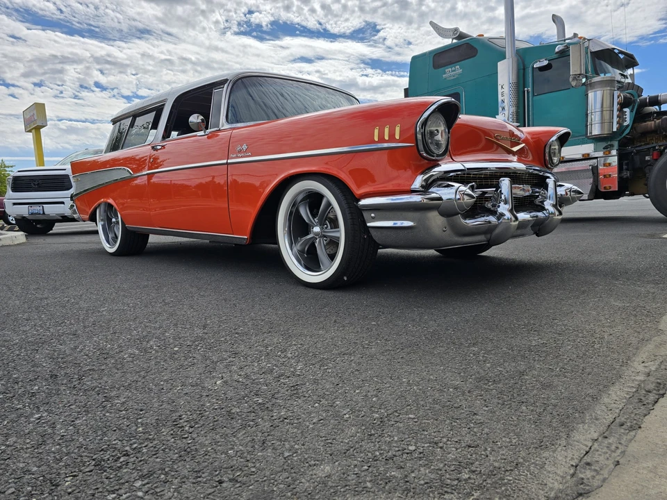 1957 Chevrolet Nomad - Image 8 of 31
