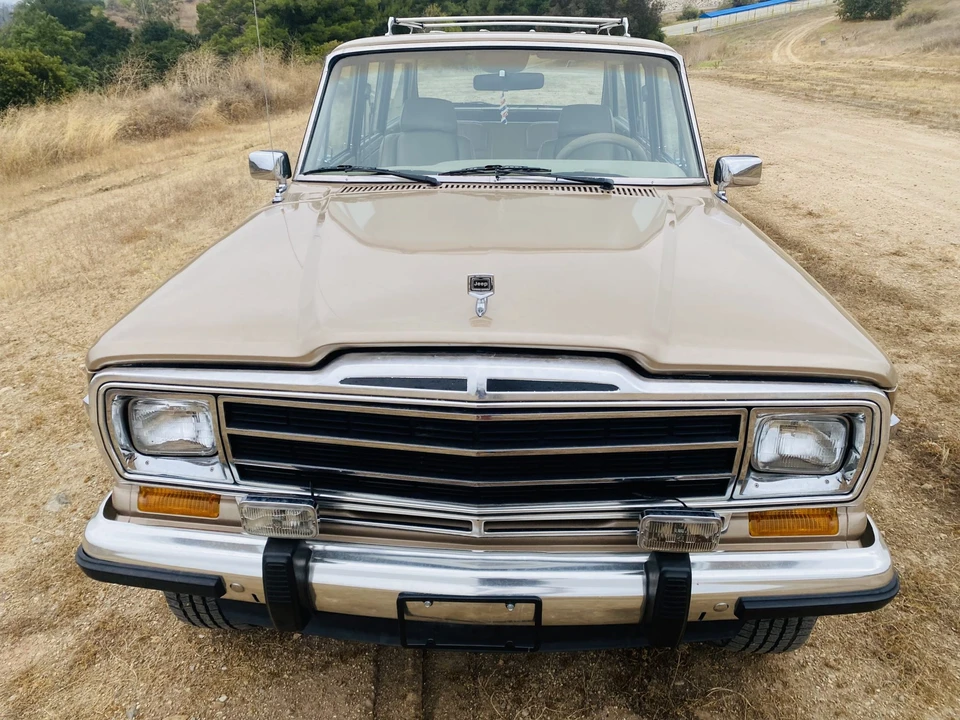 1990 Jeep SJ Grand Wagoneer - Image 17 of 31