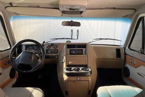 1993 Chevrolet G-Series Van - Image 6 of 9